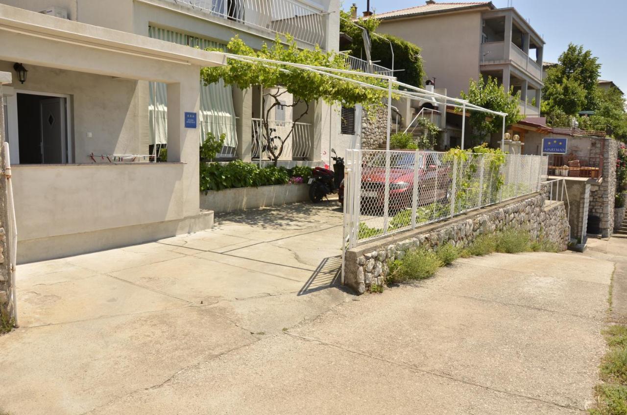 Apartmani Silvana&Vera Senj  Bagian luar foto