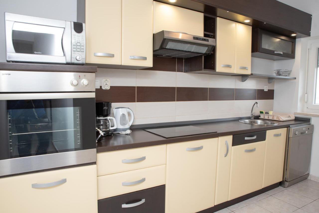 Apartmani Silvana&Vera Senj  Bagian luar foto