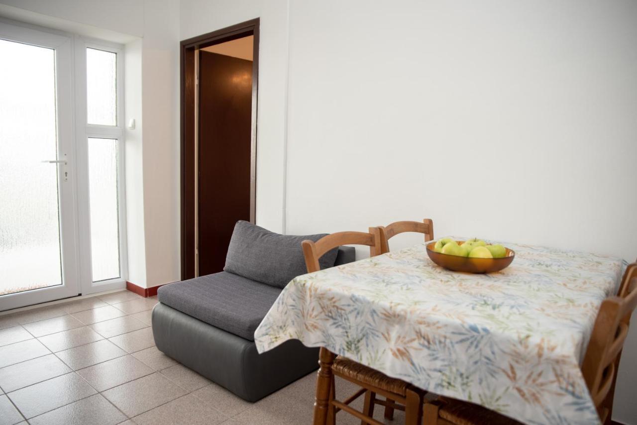 Apartmani Silvana&Vera Senj  Bagian luar foto